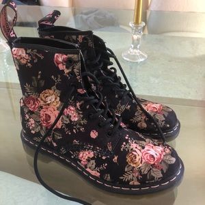 Dr Martens Boots